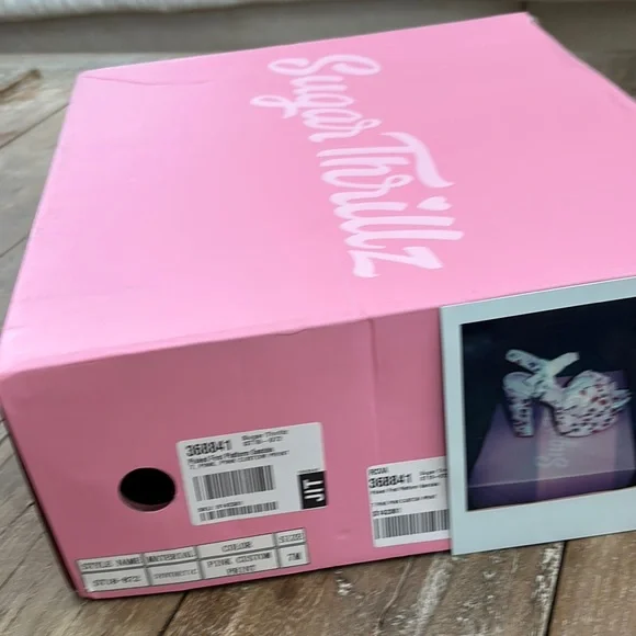 Sugar Thrillz Harajuku Picked First Platform Ankle Strap Sandals NWT - Picture 8 of 9